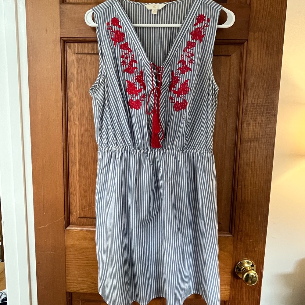 sleeveless striped dress
